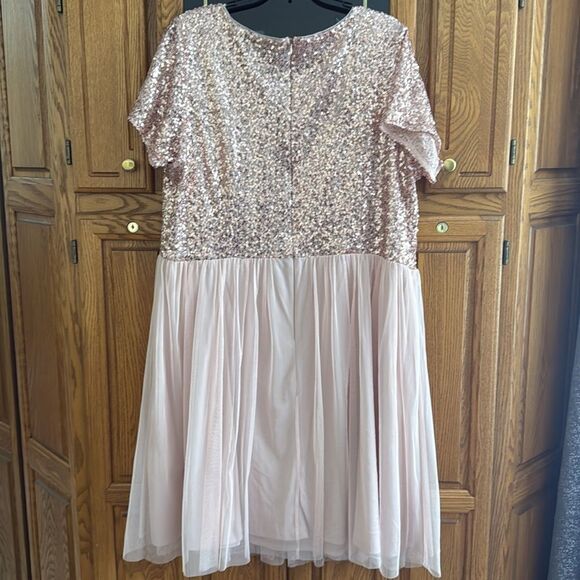 Marina Women’s Dusty Pink Short Sleeve Sequined Tulle Dress - Picture 6 of 8